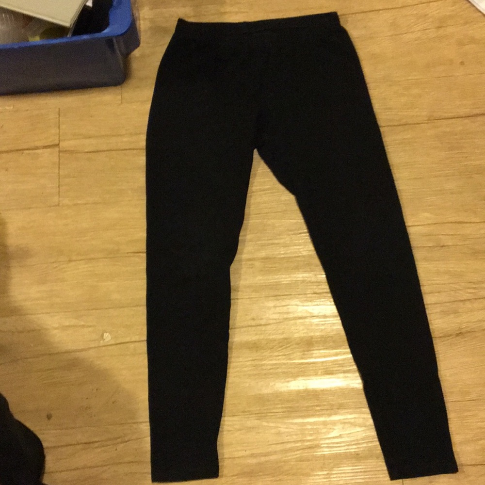 Black leggings